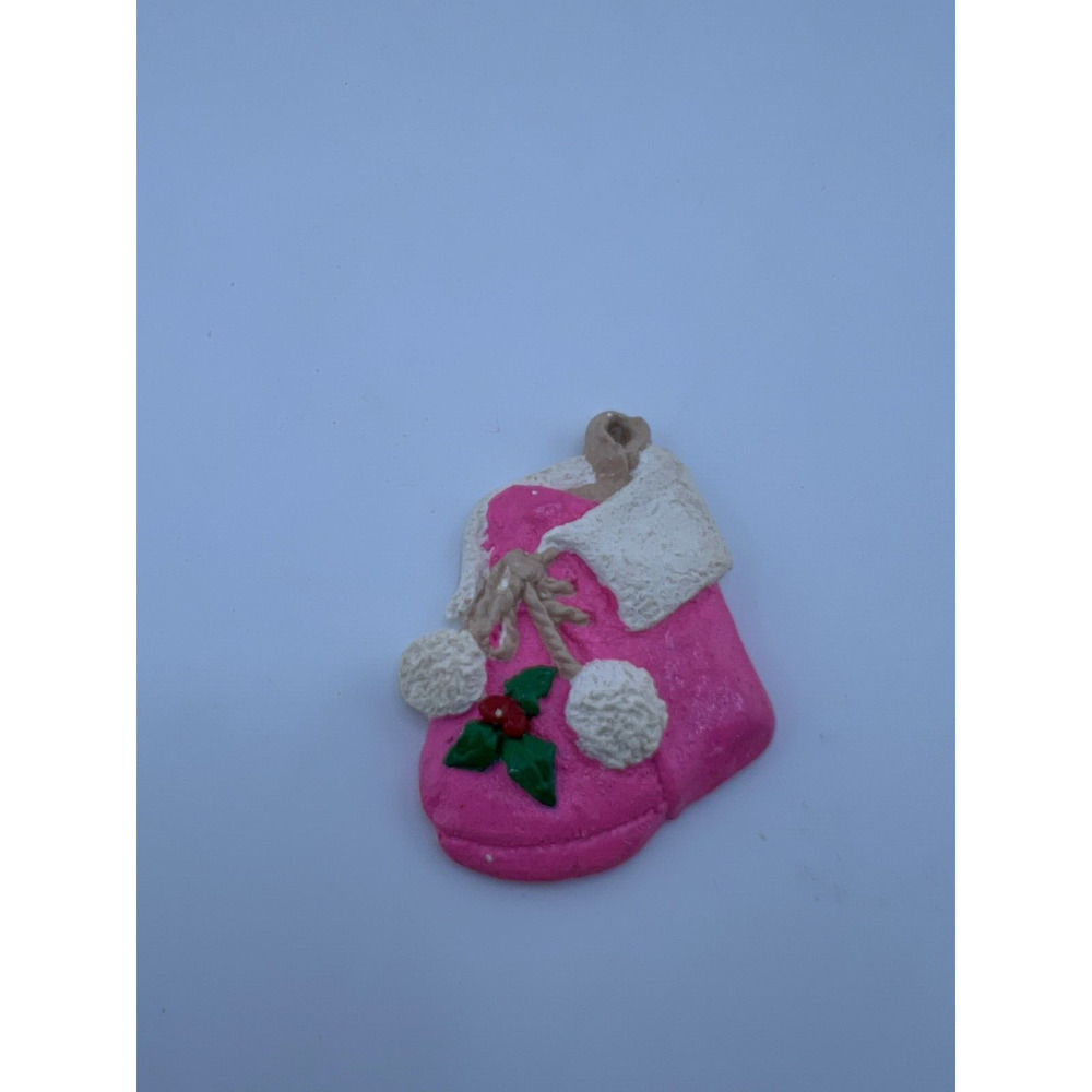 Vintage Home Decoration Pink White Shoe‎ Wall Hanging Plaque - 2"